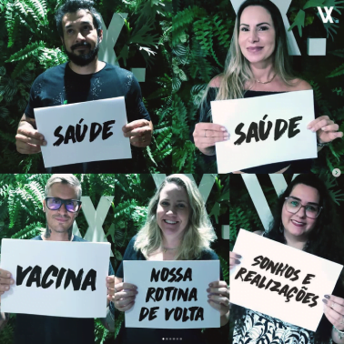 Leonardo Ciannella, Andrea Ciannella, Marcos Sasso, Daniele Baranowski e Vanessa Gonçalves seguram placas com as palavras: saúde, vacina, nossa rotina de volta e shows e realizações.